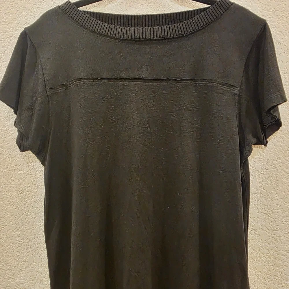 Diesel Black Short Sleeve Top Rayon Linen Blend Ribbed Neck Raw Edge Goth Y2K - Picture 2 of 13